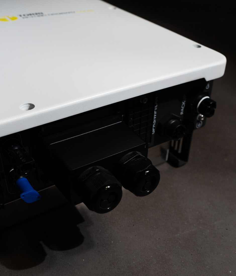 aura 5 0k inverter hybrid fotovoltaico torri