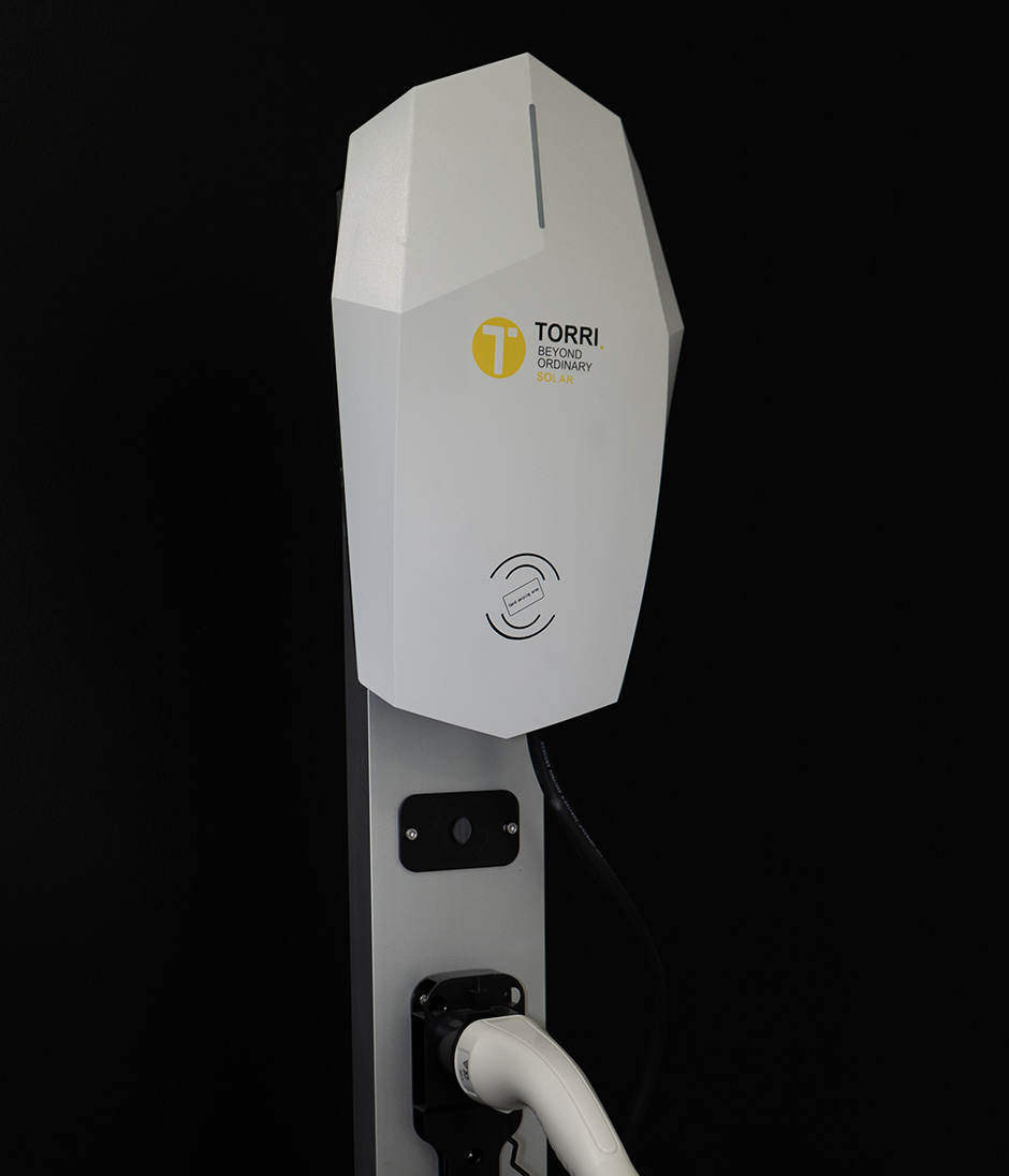 aura ev colonnina ricarica veloce tesla ev torri