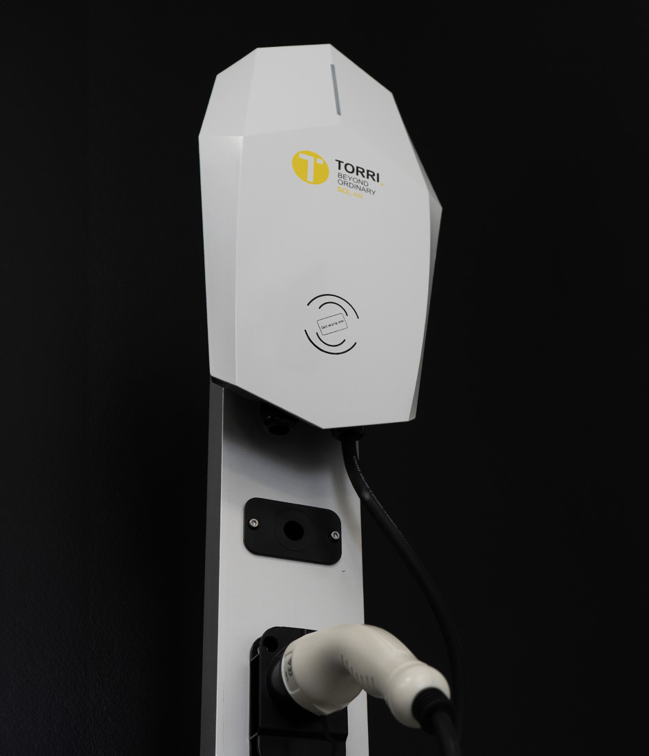 aura ev ricarica veicoli elettrici domestico aziendale