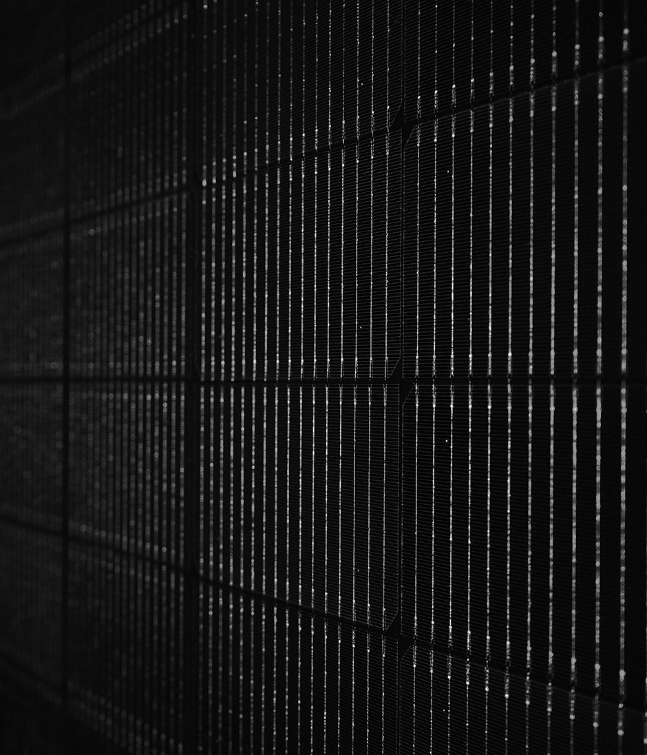 integra total black fotovoltaico design minimal pannello