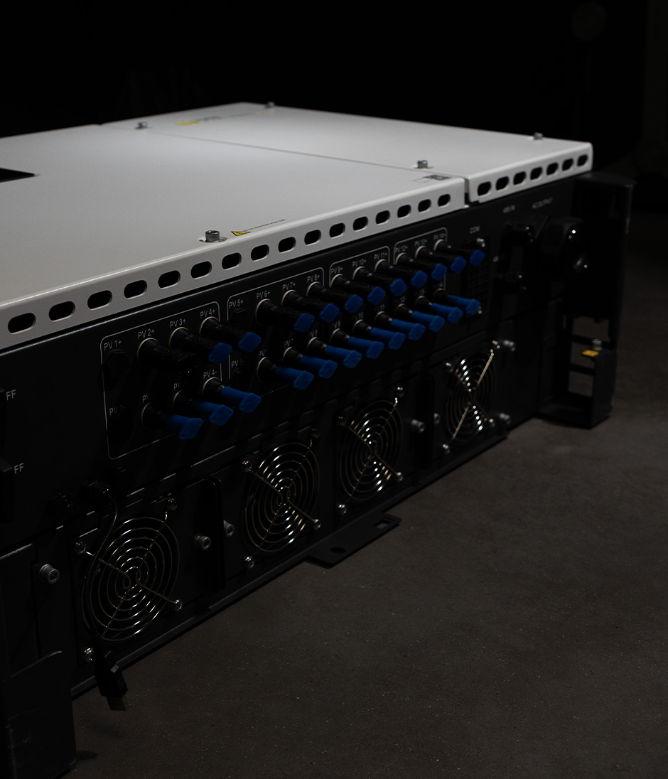 inverter industriale trifase aura fotovoltaico aziendale